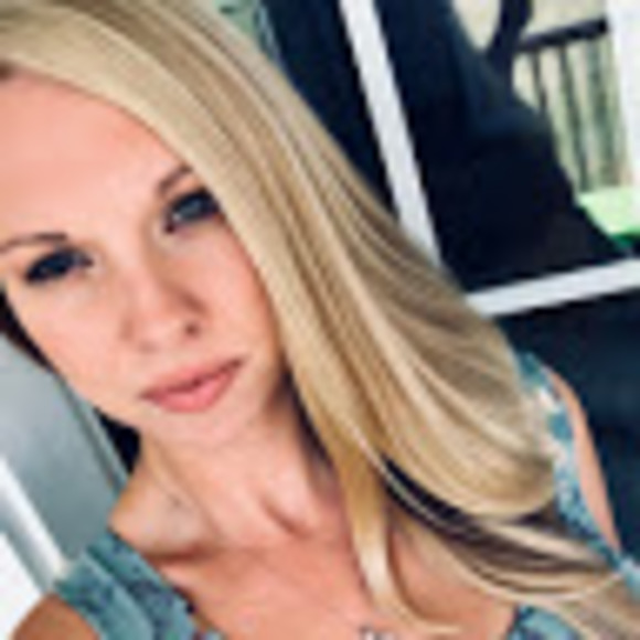 Meet your Posher, Anna - Picture 1 of 1